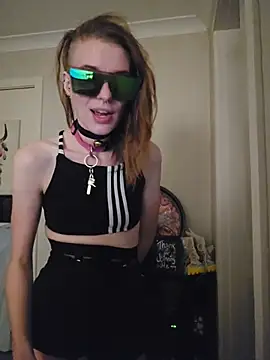 lonely Cosplay chick online show from 12/14/25, 12:11