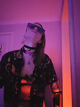 lonely Cosplay chick online show from 12/15/25, 10:54