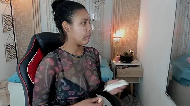 AriaVega online show from 05/12/26, 12:22