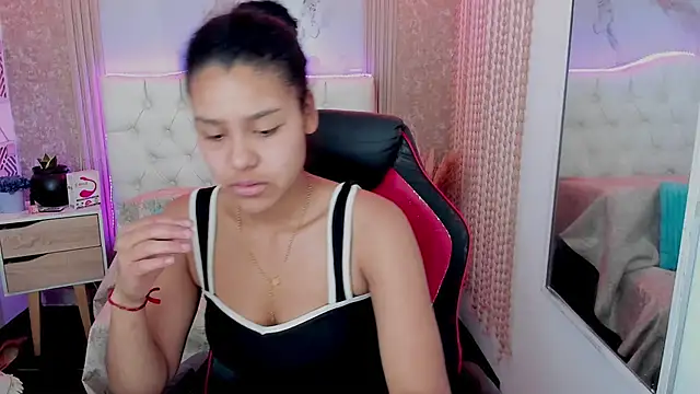 AriaVega online show from 03/01/26, 11:32