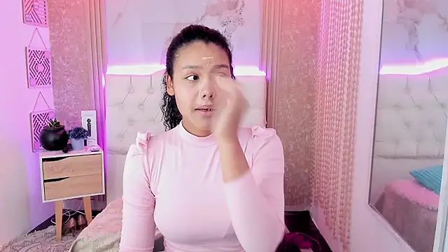 AriaVega online show from 02/09/26, 12:47