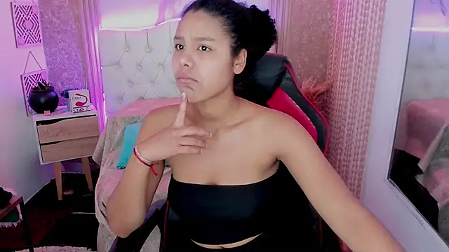 AriaVega online show from 02/20/26, 12:51