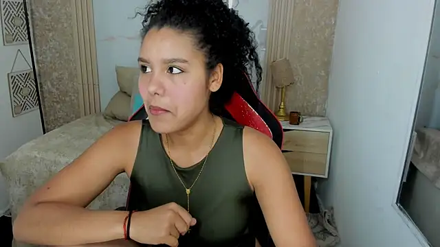 AriaVega online show from 05/26/26, 02:26