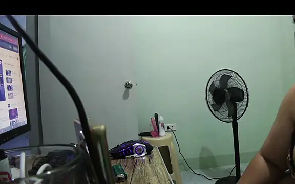 TeaseNPlease 13 online show from 11/16/25, 02:44