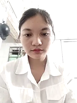 Snapshot of Mit-thi123 chatting on 10/27/25, 10:00 Mit-thi123 online show from 10/27/25, 10:00