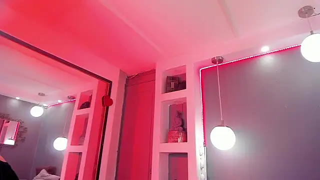 Alana Martinez  online show from 03/08/26, 02:04