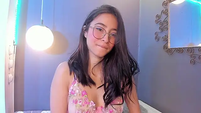 Alana Martinez  online show from 03/09/26, 08:01