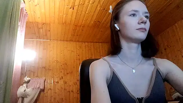Snapshot of LidaGreist chatting on 10/08/25, 03:13 LidaGreist online show from 10/08/25, 03:13
