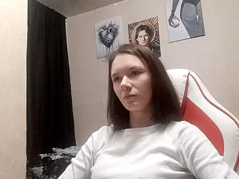 Snapshot of LidaGreist chatting on 10/12/25, 03:02 LidaGreist online show from 10/12/25, 03:02