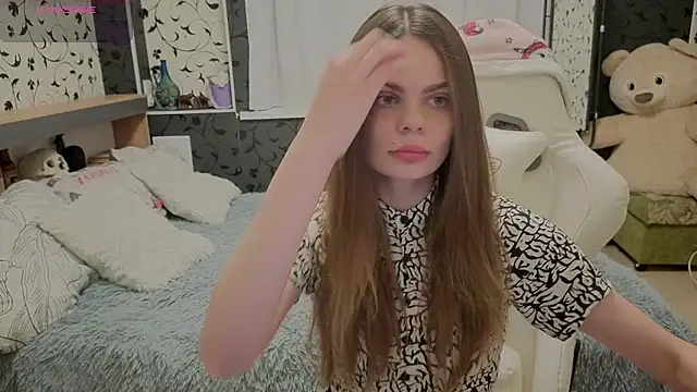 xAlisontiny online show from 06/13/26, 11:45