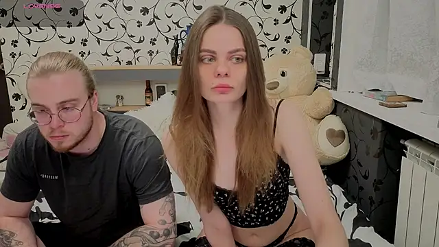 xAlisontiny online show from 04/10/26, 07:54