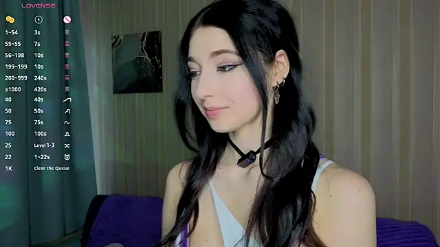 lina leum online show from 04/15/26, 02:32