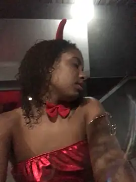 Lorennapires online show from 02/19/26, 03:25