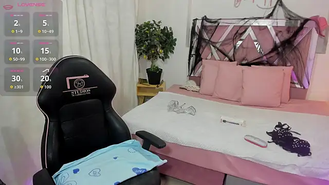 HISIS TAY online show from 10/21/25, 11:42