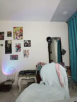 caramel doll   online show from 12/17/25, 02:05