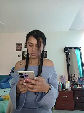 caramel doll   online show from 11/09/25, 04:22