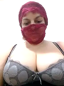 Snapshot of -Sonbola chatting on 10/03/25, 12:58 -Sonbola online show from 10/03/25, 12:58