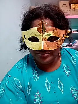 supcpl online show from 11/17/25, 04:55