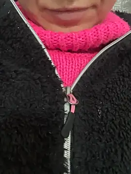 Daiana Andra online show from 11/24/25, 08:14