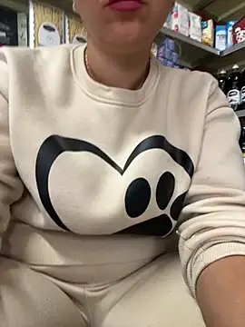 Daiana Andra online show from 10/11/25, 08:37