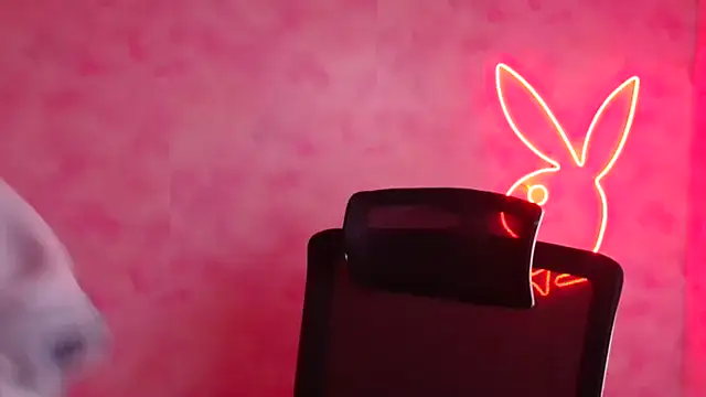 Mona Esty online show from 11/21/25, 06:56