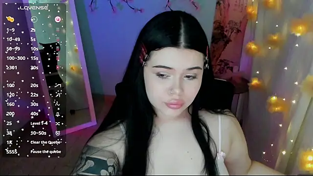Mona Esty online show from 07/18/26, 06:11