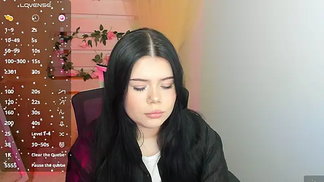 Mona Esty online show from 05/08/26, 06:17