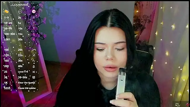 Mona Esty online show from 05/09/26, 06:17