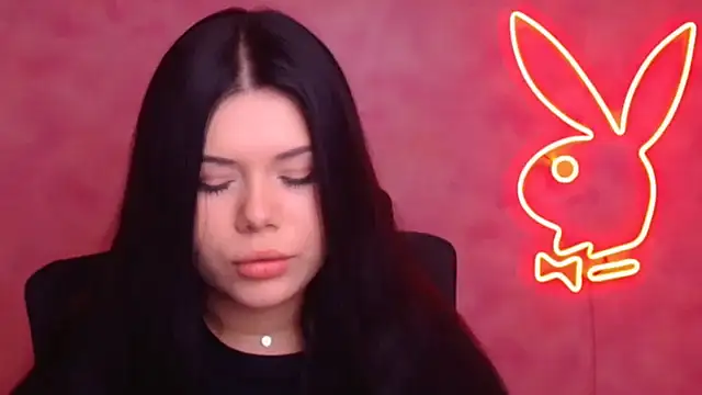 Mona Esty online show from 12/05/25, 06:39