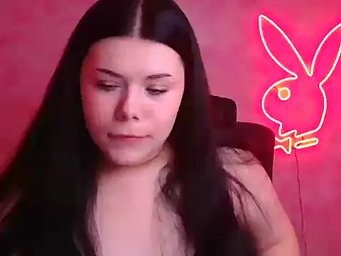 Mona Esty online show from 11/18/25, 12:41