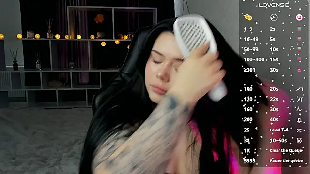 Mona Esty online show from 06/08/26, 07:53