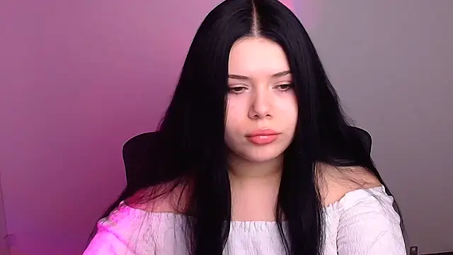 Mona Esty online show from 11/10/25, 06:29