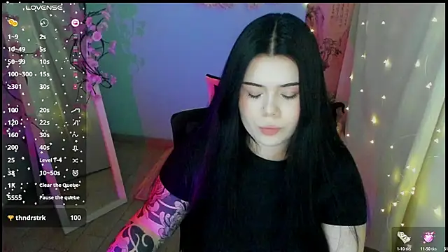 Mona Esty online show from 05/18/26, 06:18