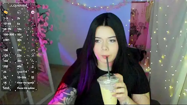 Mona Esty online show from 07/10/26, 06:24