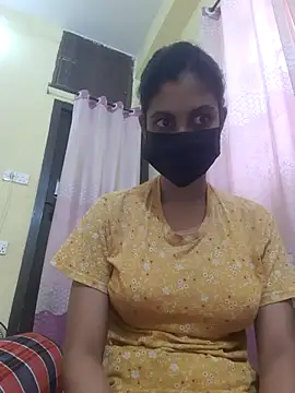 teen girl 07 online show from 10/24/25, 04:11