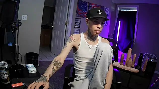 Michigan9000 online show from 10/27/25, 08:54