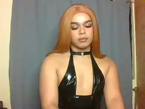 Snapshot of TarahFox chatting on 10/24/25, 05:34 TarahFox online show from 10/24/25, 05:34