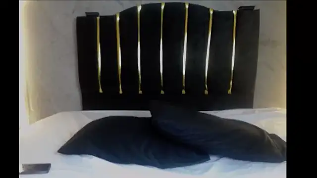 saraa li online show from 12/16/25, 03:44