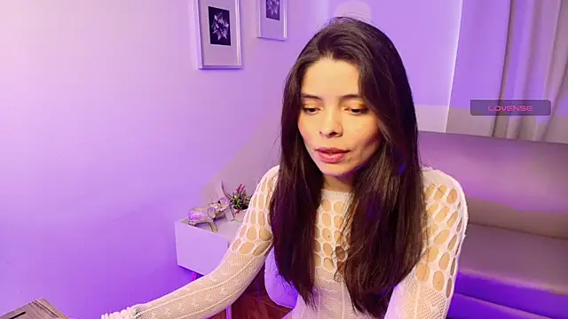 victoria stern online show from 10/13/25, 02:07