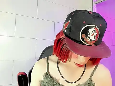 katalina-hot1 online show from 11/22/25, 04:33