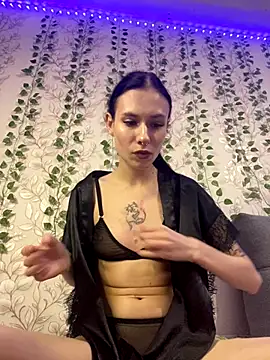 Kisa-Lisa  online show from 11/03/25, 03:59