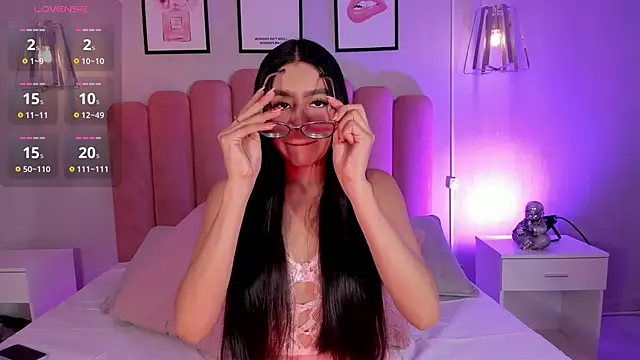 mara swan  online show from 11/04/25, 07:06