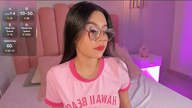 mara swan  online show from 11/27/25, 06:41