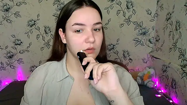 OliviaMontgommery online show from 03/19/26, 01:00