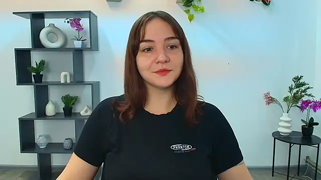 OliviaMontgommery online show from 10/10/25, 05:19