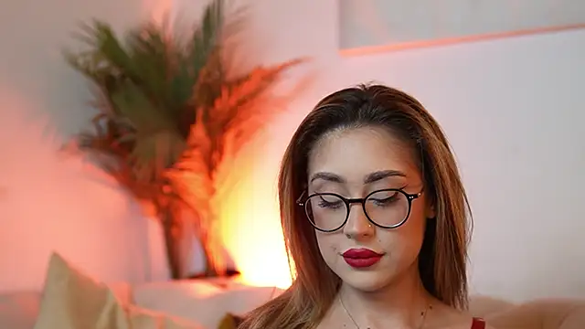 AileenKiss online show from 11/18/25, 07:28