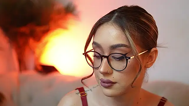 AileenKiss online show from 04/14/26, 08:03