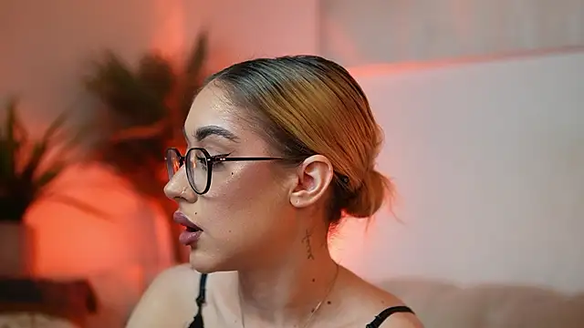 AileenKiss online show from 03/18/26, 08:53