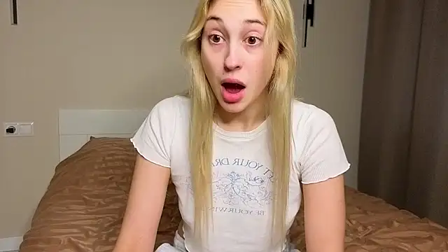 foxy vivi online show from 10/30/25, 12:58