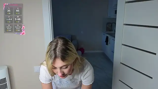 foxy vivi online show from 11/23/25, 11:09